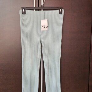 Zara Women Elastic Waist Rib Knit Flared Pants Size M